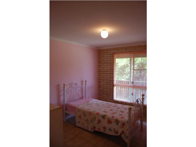 35 Shell Street, Burnett Heads QLD 4670