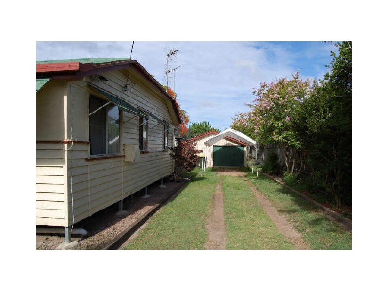 82 Maryborough Street, Walkervale QLD 4670