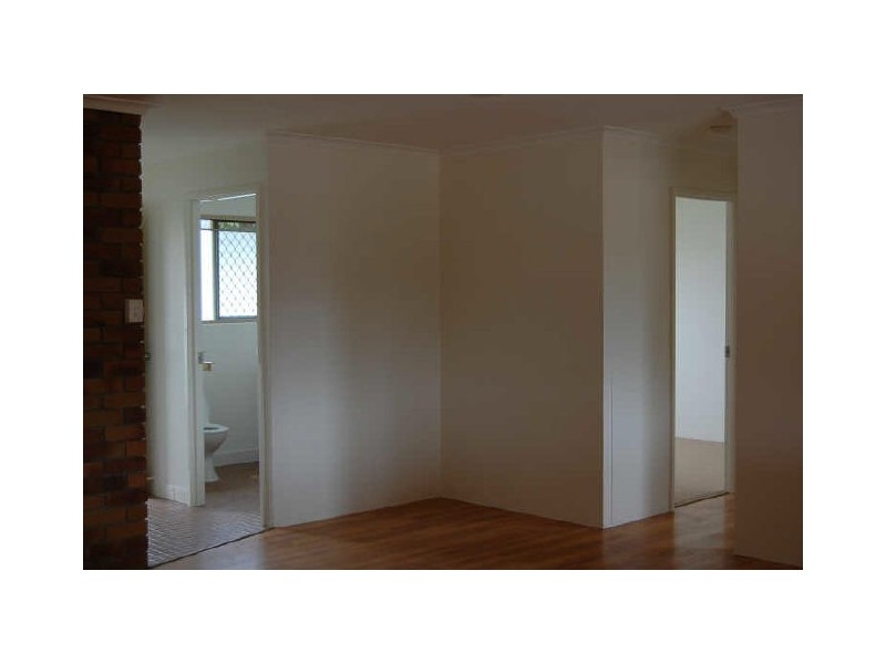 2/1 Finnis Street, Avenell Heights QLD 4670