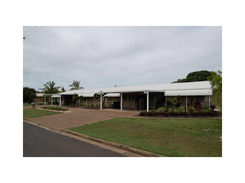 2/1 Finnis Street, Avenell Heights QLD 4670