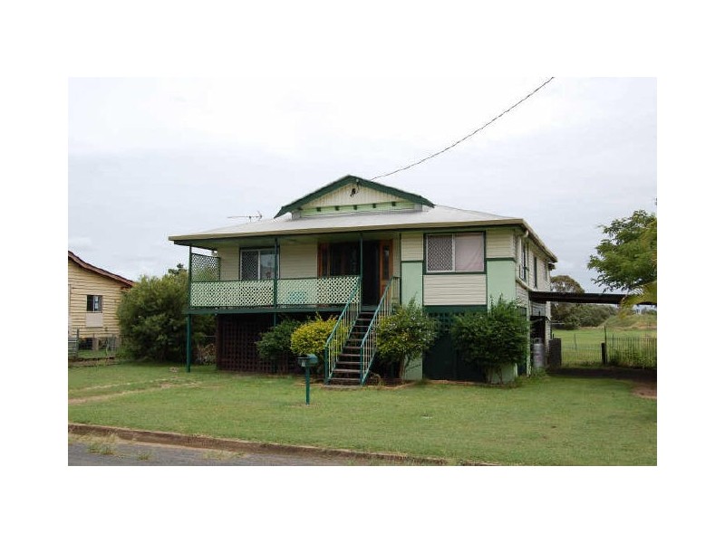 30 Collins Street, Bundaberg East QLD 4670