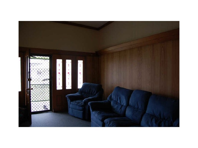 30 Collins Street, Bundaberg East QLD 4670