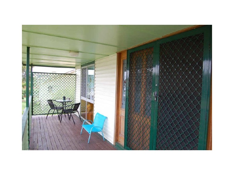 30 Collins Street, Bundaberg East QLD 4670