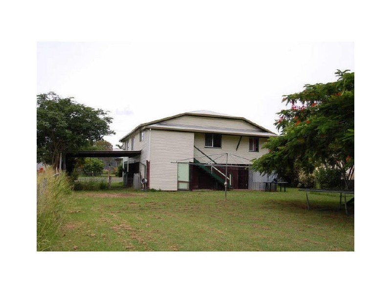 30 Collins Street, Bundaberg East QLD 4670