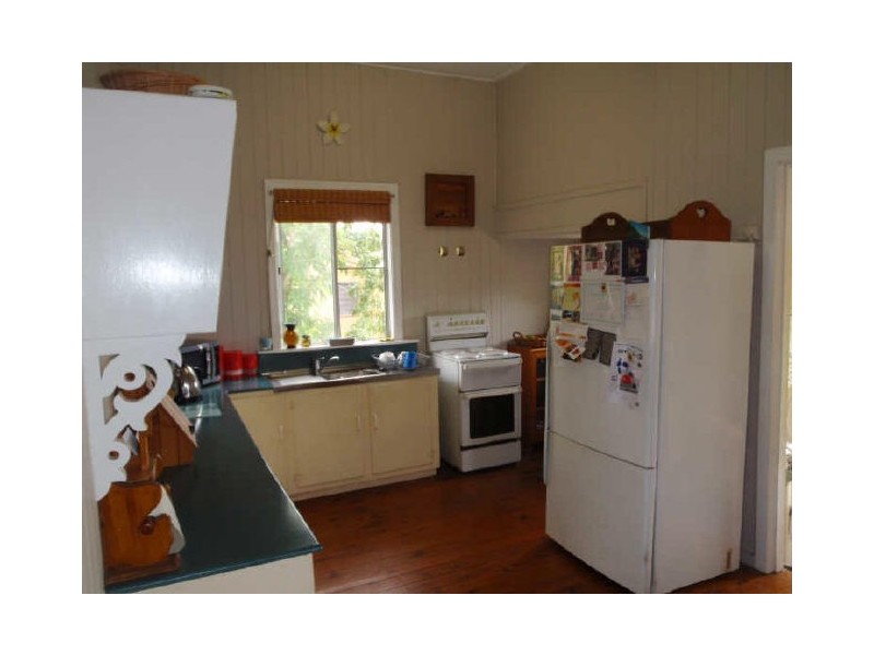 32 Brand Street, Norville QLD 4670