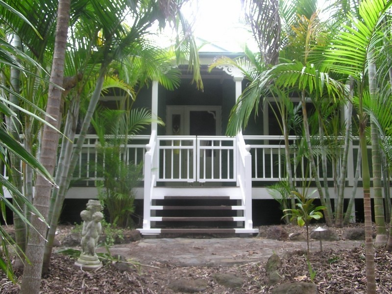 Moore Park Beach QLD 4670