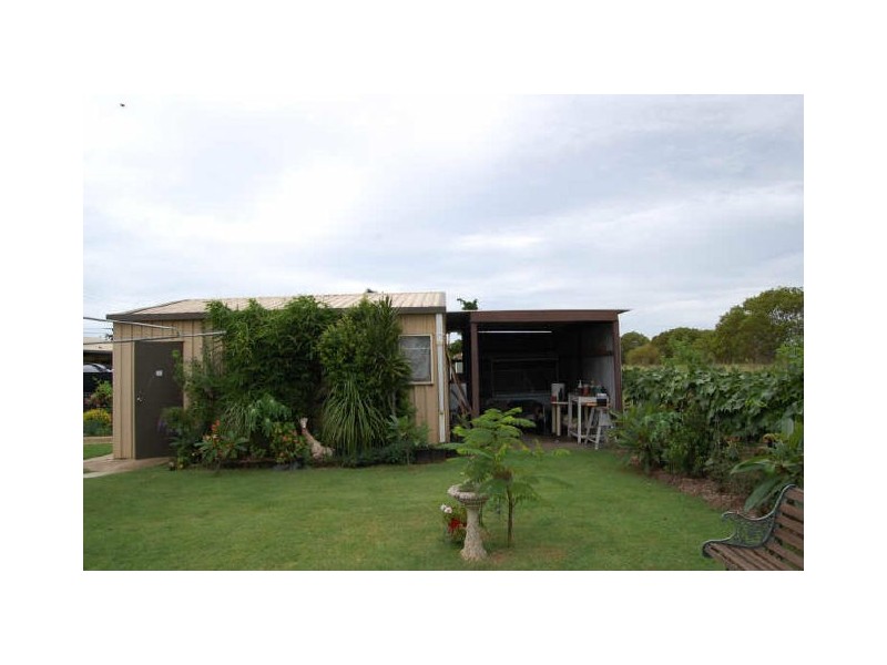 60 Cortes Drive, Thabeban QLD 4670