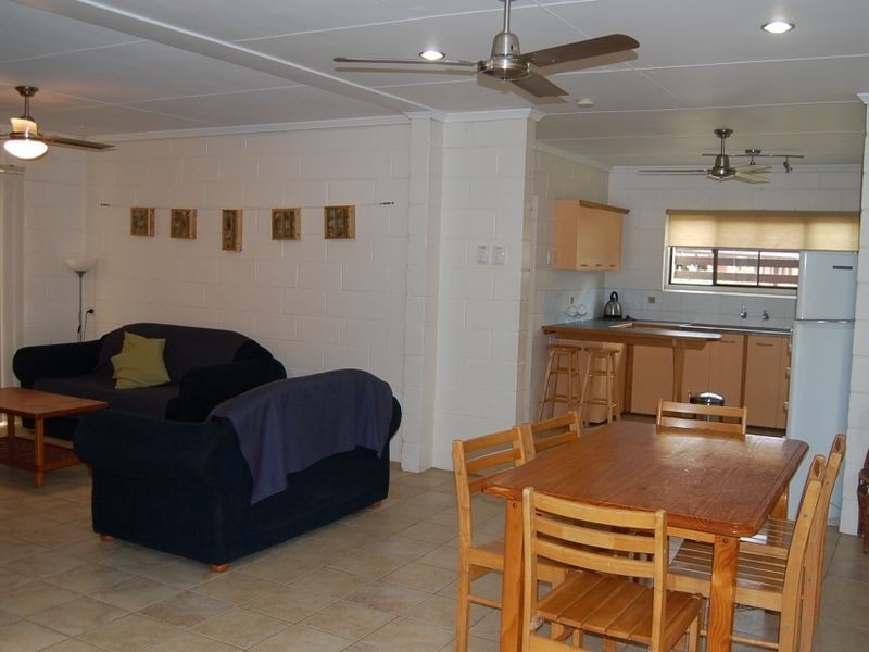 22 Palm Court, Moore Park Beach QLD 4670