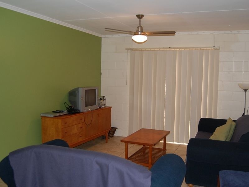 22 Palm Court, Moore Park Beach QLD 4670