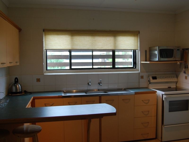 22 Palm Court, Moore Park Beach QLD 4670