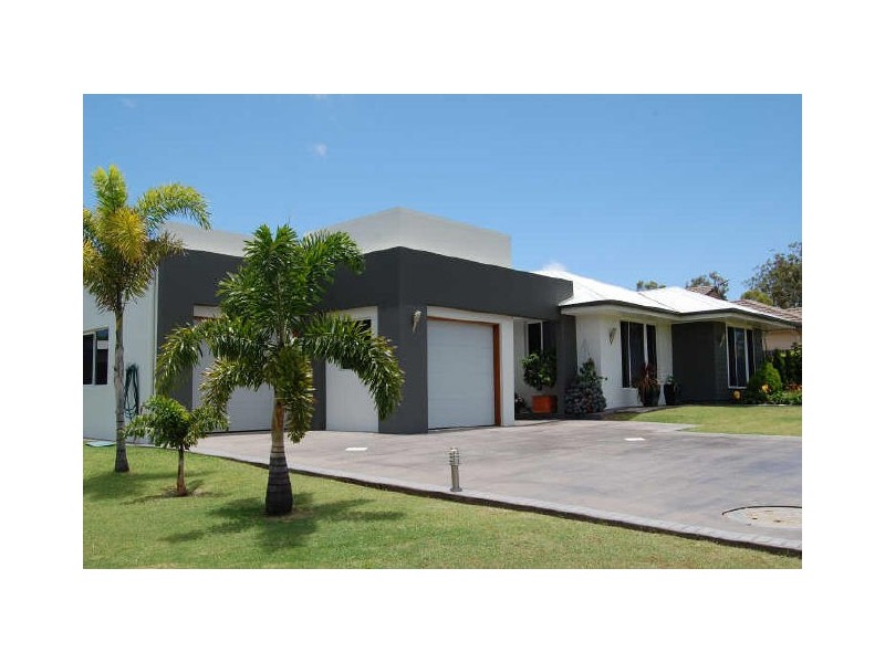 14 Thomas Healy Drive, Bundaberg East QLD 4670