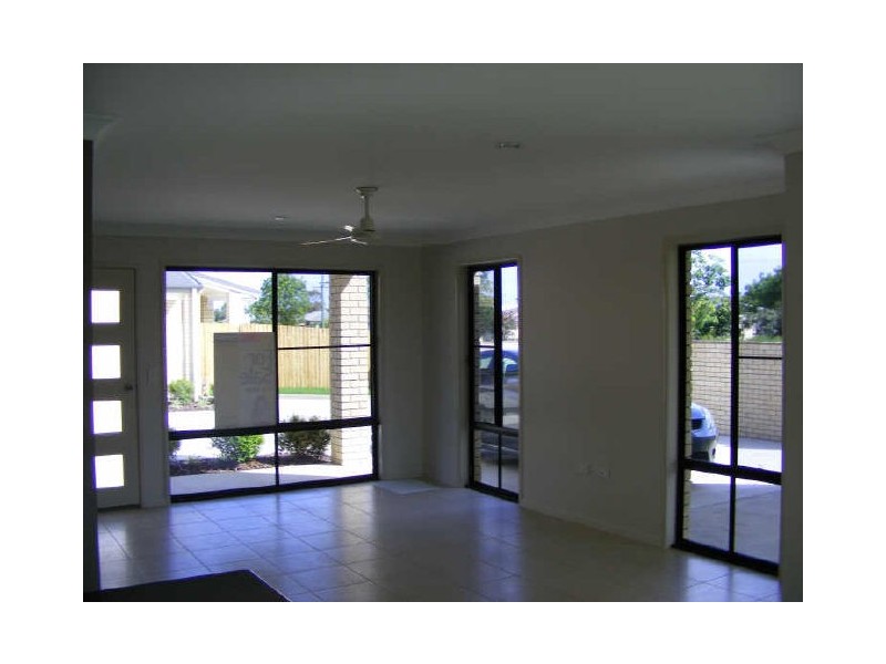 Unit 4/3 Ann Street, Bundaberg East QLD 4670