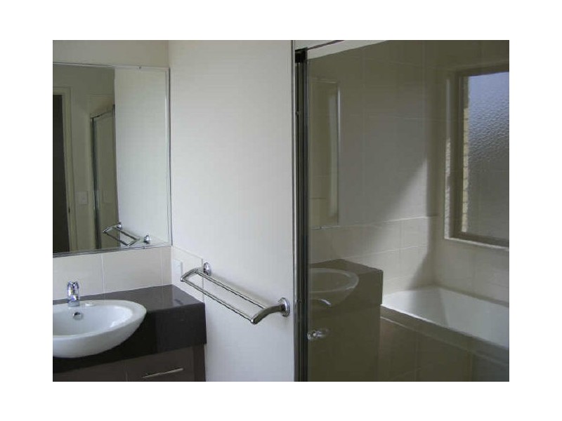 Unit 4/3 Ann Street, Bundaberg East QLD 4670