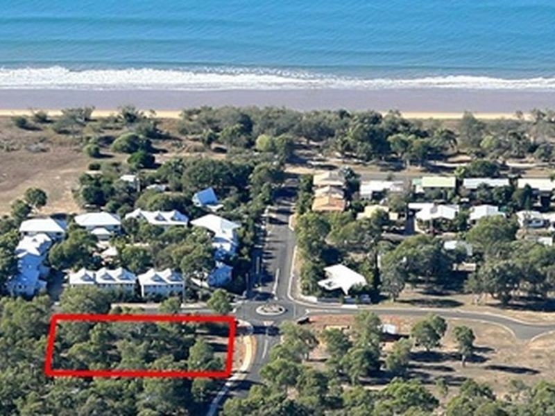 1/1 Sylvan Drive, Moore Park Beach QLD 4670