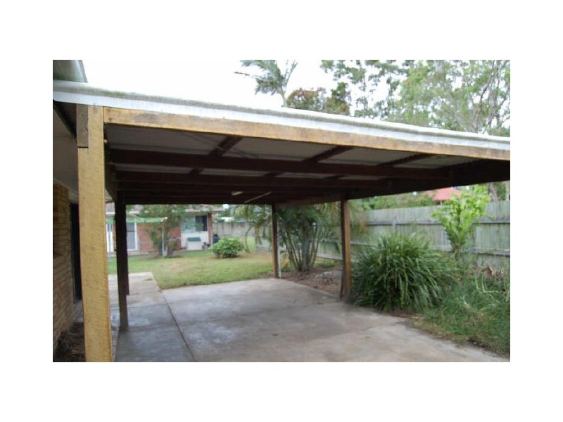 73 Dawn Parade, Thabeban QLD 4670