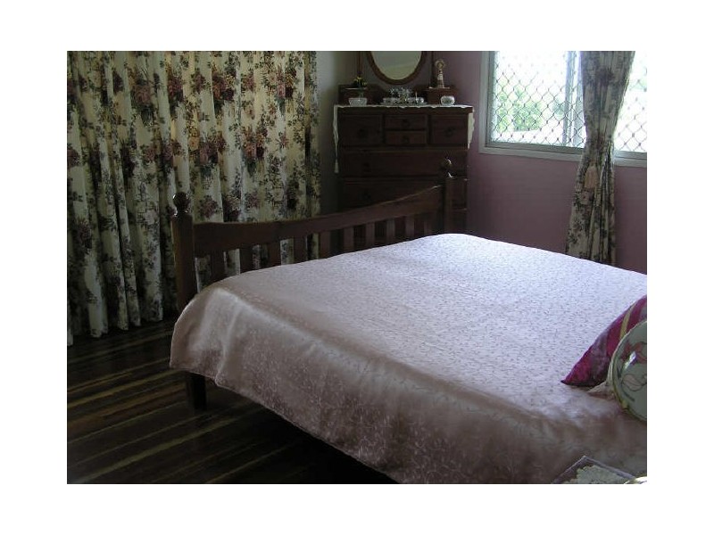 121 Sims Road, Avenell Heights QLD 4670