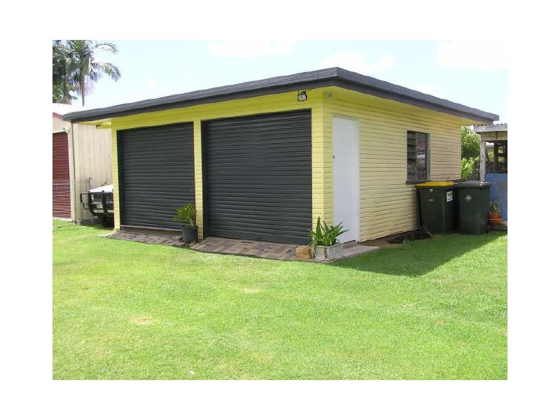 121 Sims Road, Avenell Heights QLD 4670