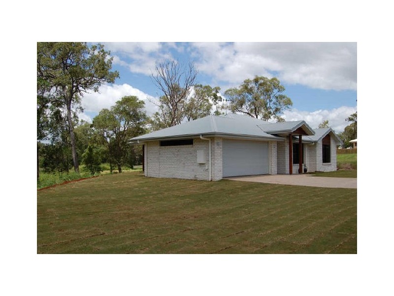 16 Green Avenue, Branyan QLD 4670