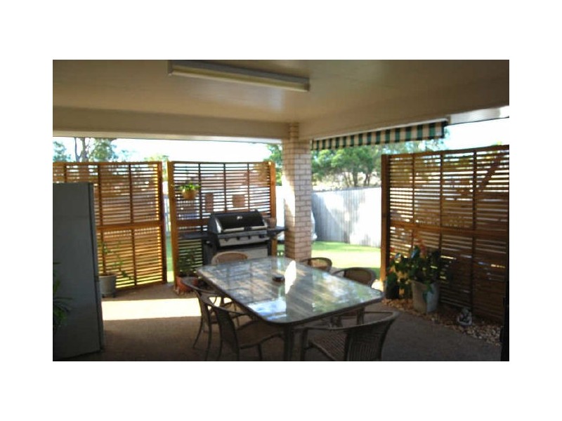 11 Pinnacle Court, Avoca QLD 4670