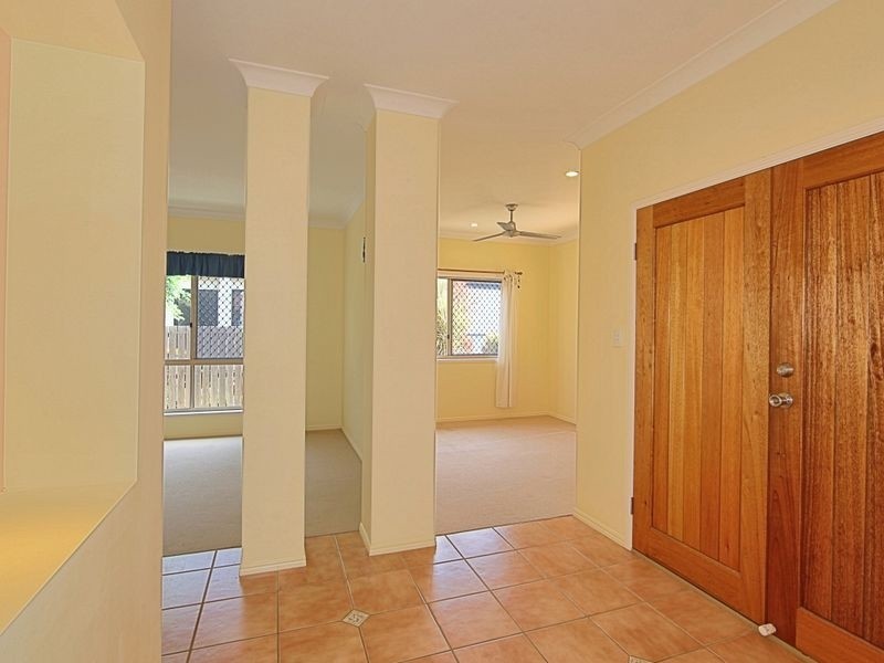 3 Robert John Circuit, Coral Cove QLD 4670