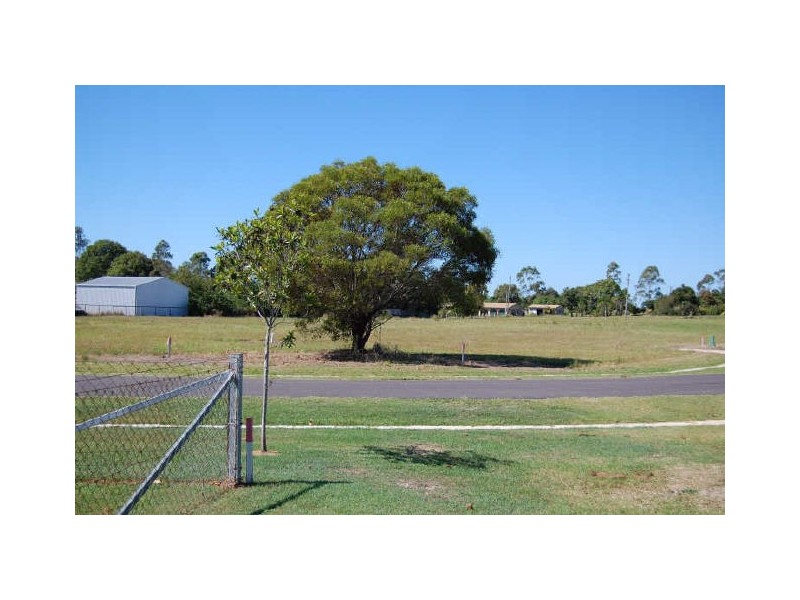 1 Treviso Street, Gooburrum QLD 4670