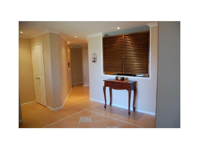 6 The Strand East, Thabeban QLD 4670