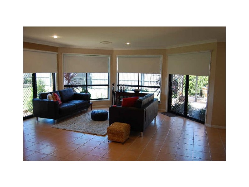 6 The Strand East, Thabeban QLD 4670
