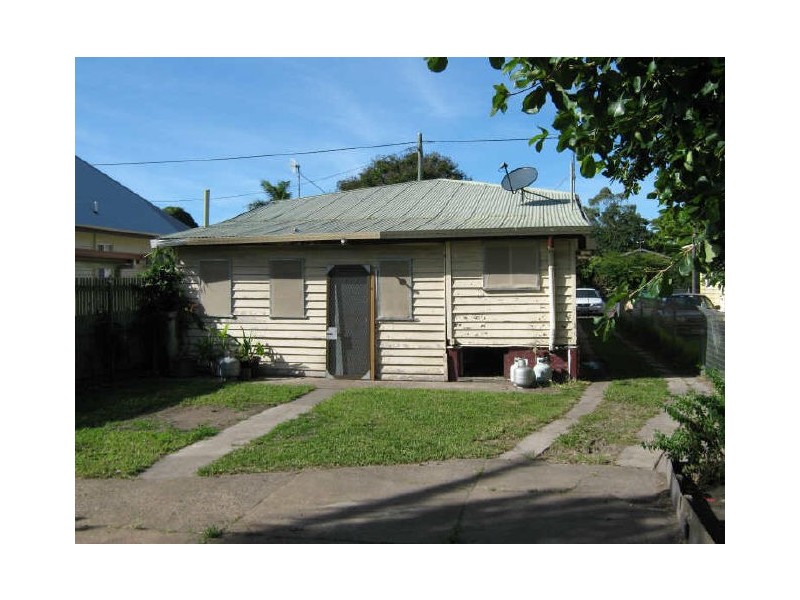 69 Ruddell Street, Bundaberg South QLD 4670