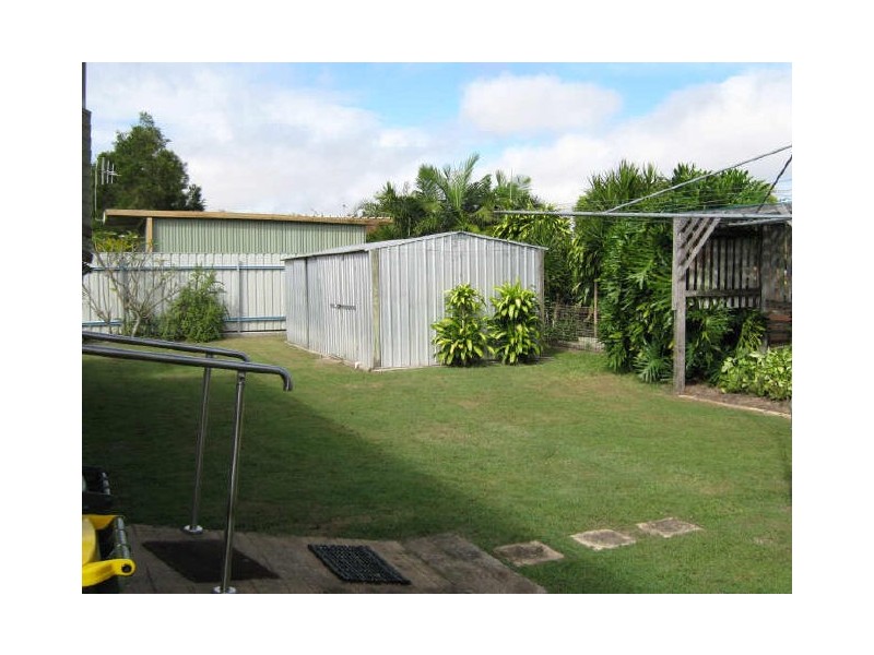 6 Twyford Street, Avoca QLD 4670
