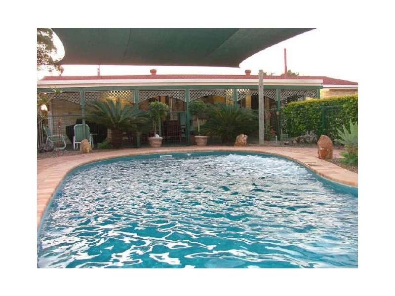 16 Bonney Street, Bundaberg North QLD 4670