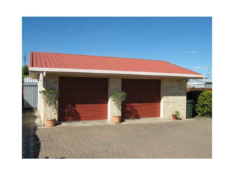 16 Bonney Street, Bundaberg North QLD 4670