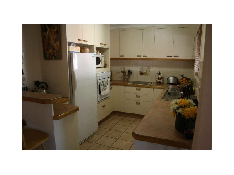 16 Bonney Street, Bundaberg North QLD 4670