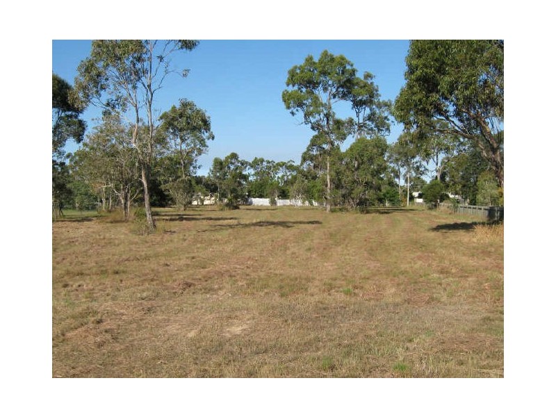 22 Aquamarine Road, Branyan QLD 4670