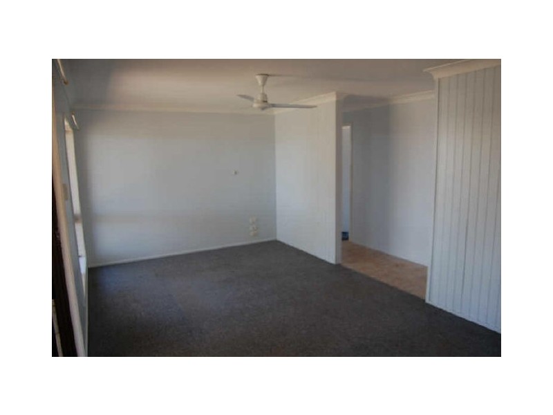 24 Central Ave, Thabeban QLD 4670