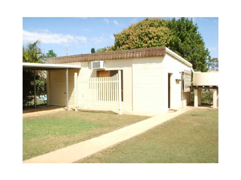 27 Lovejoy Street, Avenell Heights QLD 4670
