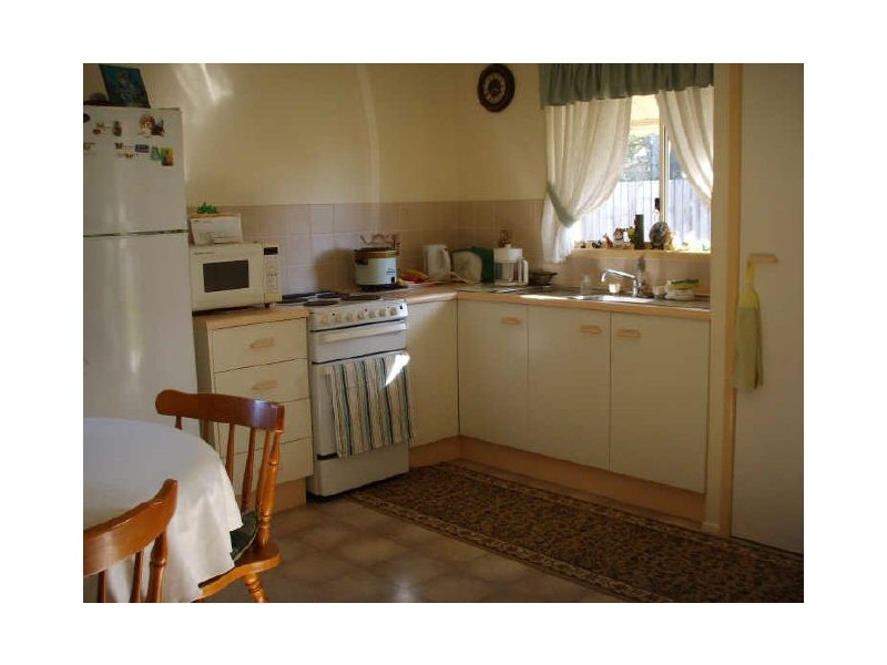 22 Lovers Walk, Thabeban QLD 4670