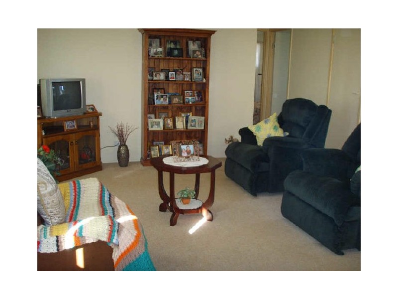 22 Lovers Walk, Thabeban QLD 4670