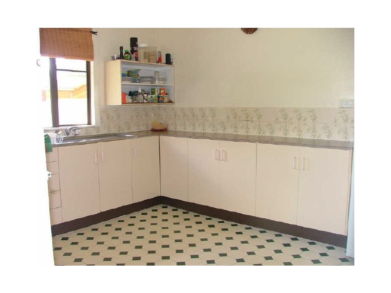 4 Tallon Street, Bundaberg North QLD 4670