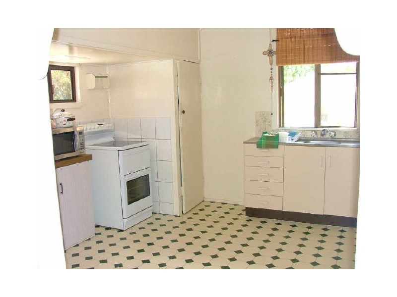 4 Tallon Street, Bundaberg North QLD 4670