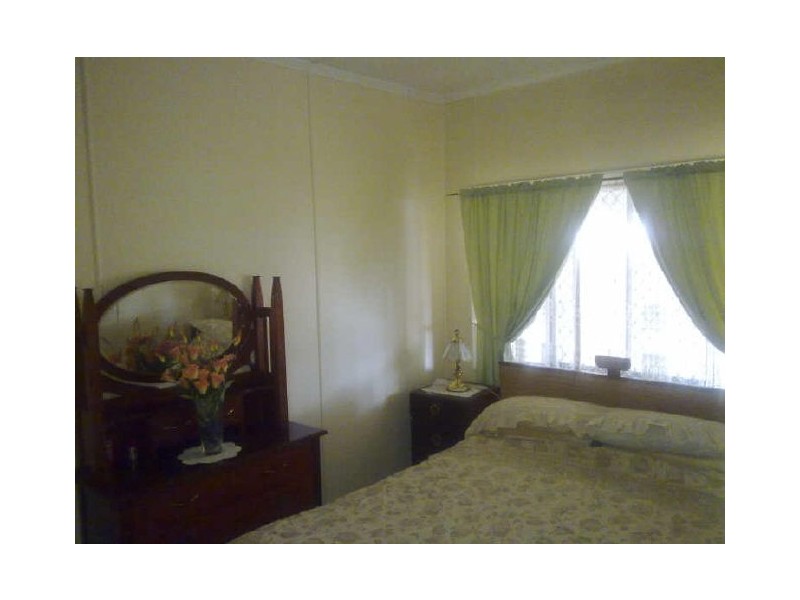 17 Rieck Street, Gin Gin QLD 4671