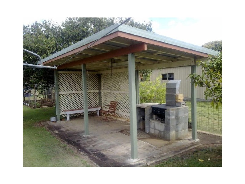 17 Rieck Street, Gin Gin QLD 4671