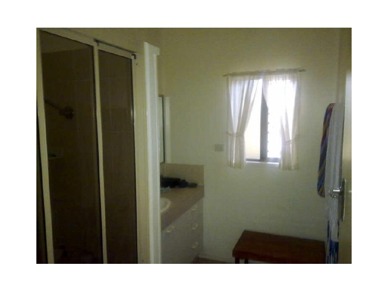 17 Rieck Street, Gin Gin QLD 4671