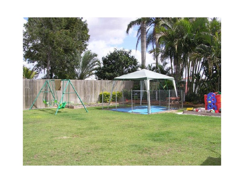 60 Sunset Drive, Thabeban QLD 4670