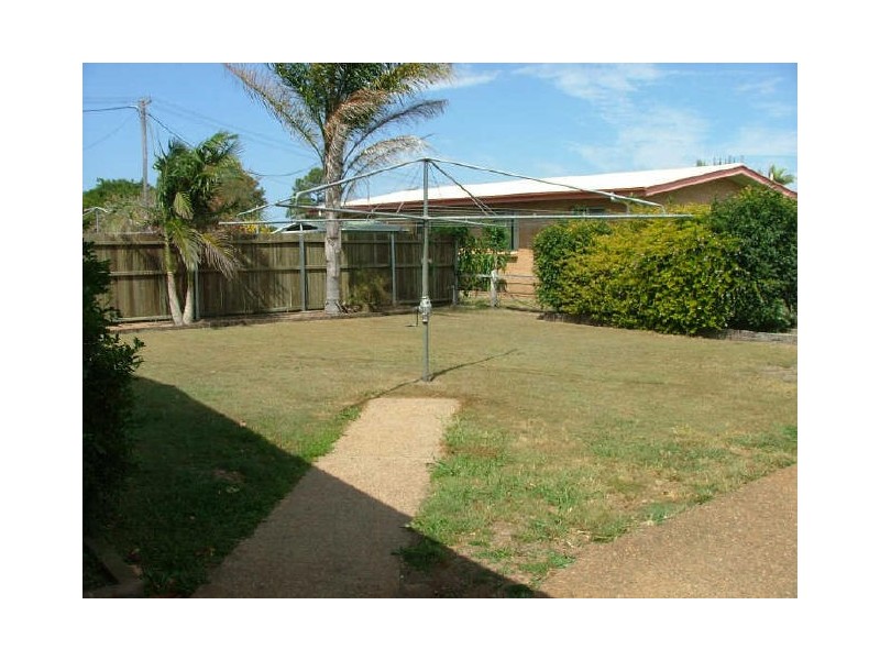 4 Grigor Street, Avenell Heights QLD 4670