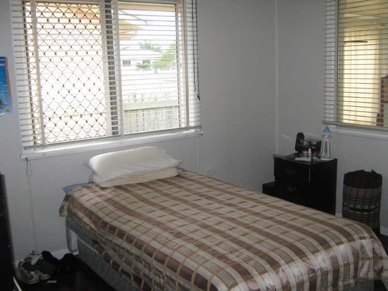 18 Theodore Street, Svensson Heights QLD 4670