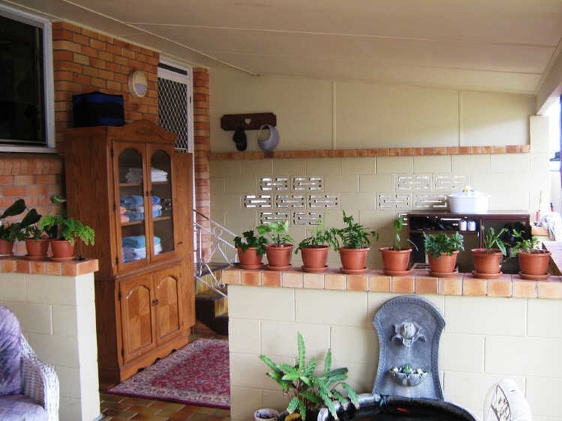 18 Theodore Street, Svensson Heights QLD 4670