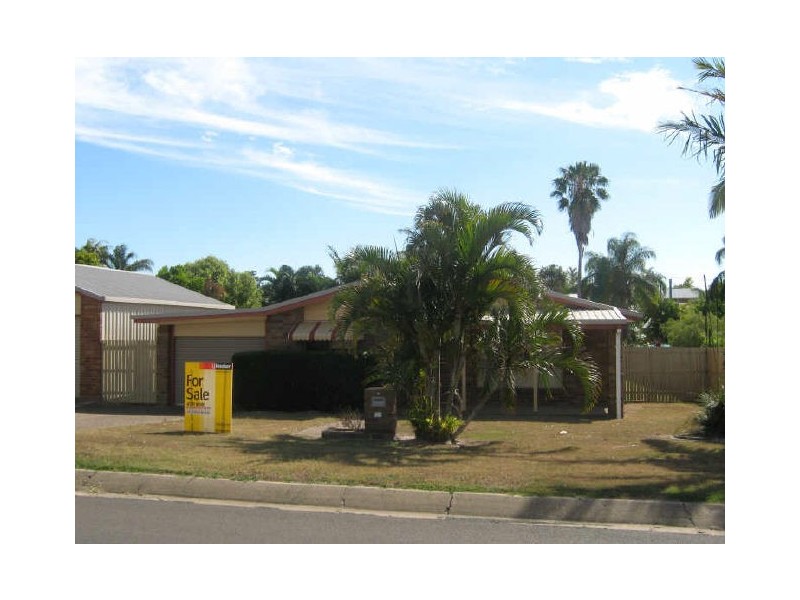 4 The  Boulevard, Avoca QLD 4670