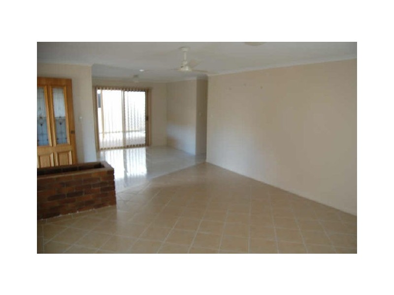 4 The  Boulevard, Avoca QLD 4670