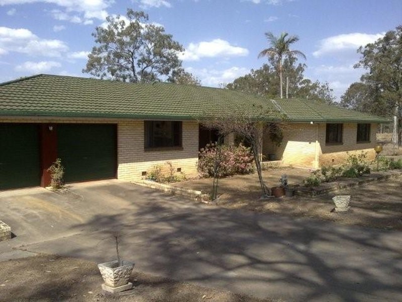 85 McIlwraith Road, Gin Gin QLD 4671