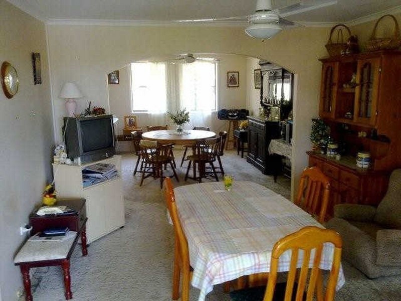 85 McIlwraith Road, Gin Gin QLD 4671